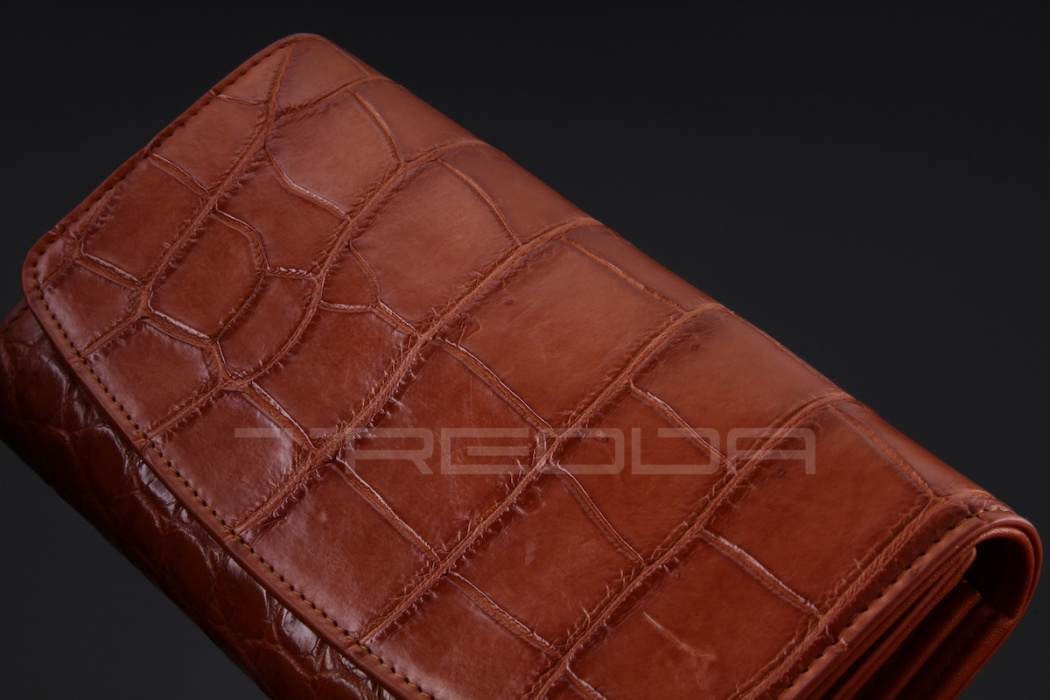 Кошелек женский из кожи крокодила